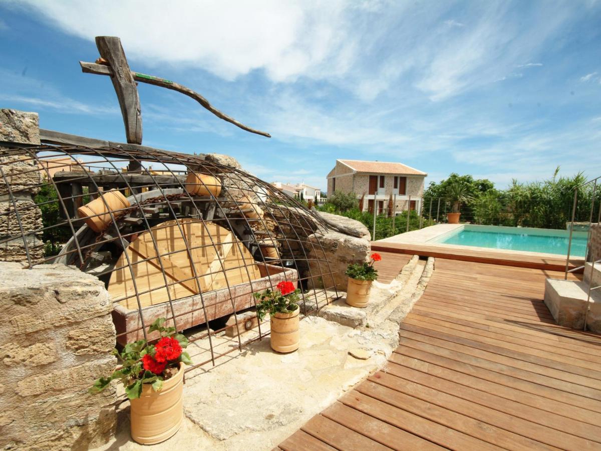Villa Barcares Petit, Piscina, Jardines Junto A Playa En Alcudia Extérieur photo