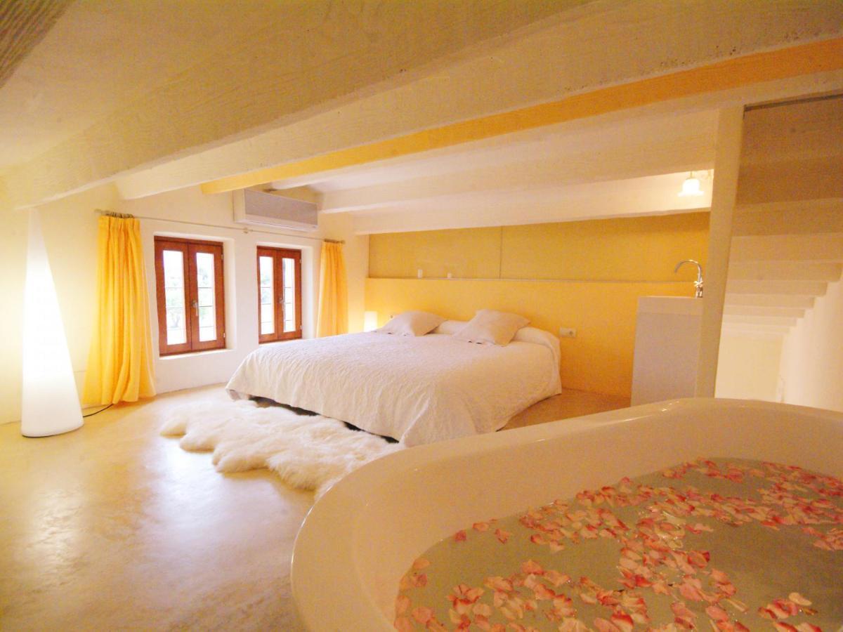 Villa Barcares Petit, Piscina, Jardines Junto A Playa En Alcudia Extérieur photo